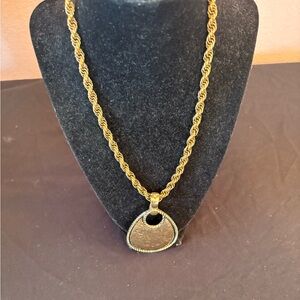Vintage MONET Gold Tone Rope Chain Necklace w/ Teardrop Pendant Signed Monet